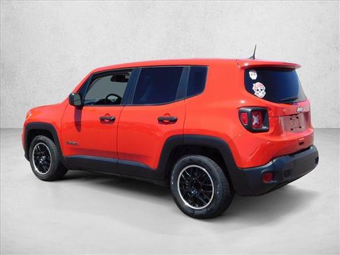 Used 2020 Jeep Renegade Sport w/ UConnect 7.0 Group FWD image 7