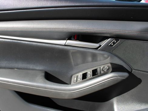 Used 2025 MAZDA MAZDA3 s Sport image 13