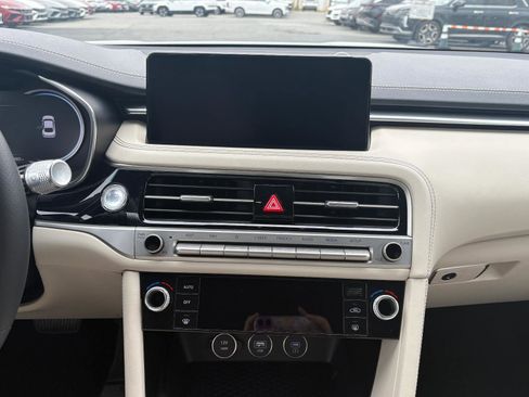 New 2026 Genesis G70 2.5T image 22