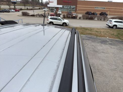 Used 2019 Dodge Journey SE image 17