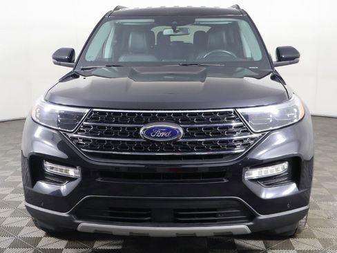 Used 2023 Ford Explorer XLT w/ Equipment Group 202A image 11