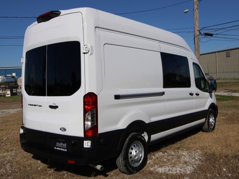New 2026 Ford Transit 250 148 High Roof image 25