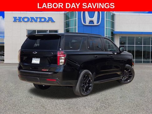 Used 2023 Chevrolet Tahoe RST w/ Luxury Package AWD/4WD image 3