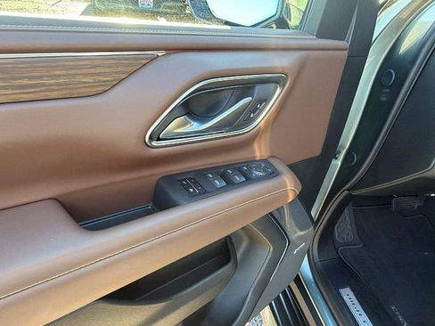 Certified 2024 Chevrolet Suburban High Country w/ Max Trailering Package image 12