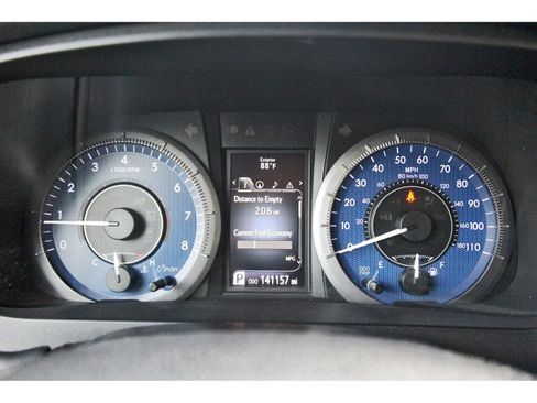 Used 2016 Toyota Sienna XLE Premium FWD image 16