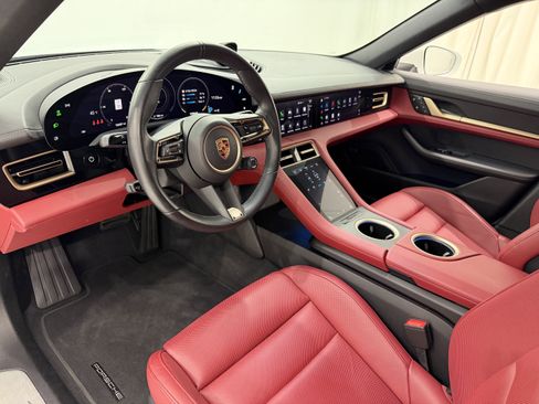 Certified 2023 Porsche Taycan 4S image 4