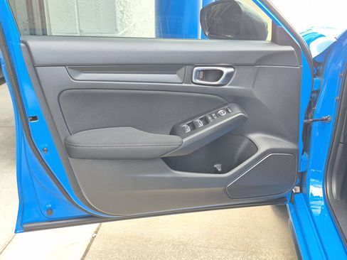 Used 2022 Honda Civic Sport image 12