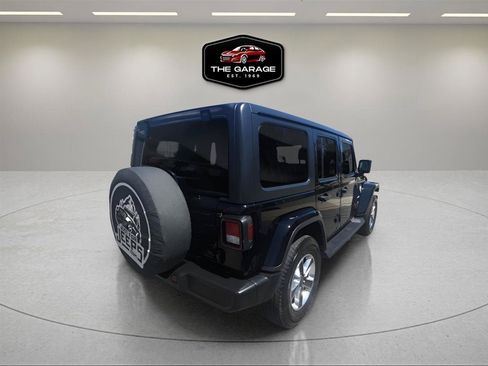 Used 2021 Jeep Wrangler Unlimited Sahara AWD/4WD image 6