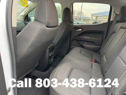 Used 2022 Chevrolet Colorado LT w/ LT Convenience Package image 12