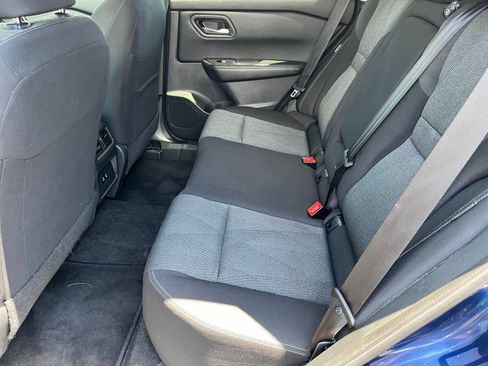 Used 2025 Nissan Rogue SV AWD/4WD image 29