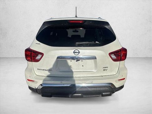 Used 2017 Nissan Pathfinder SV AWD/4WD image 7