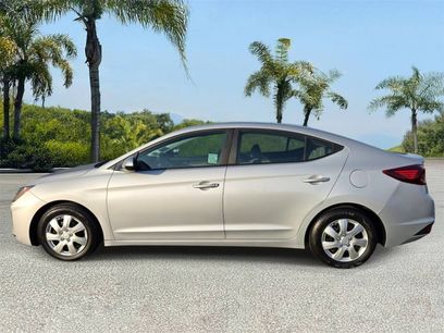 Used 2019 Hyundai Elantra SE
