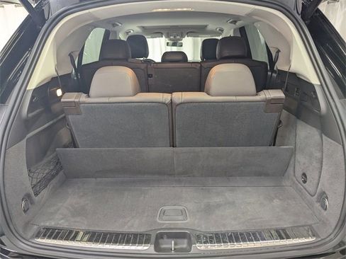 Used 2020 Mercedes-Benz GLE 350 w/ 3rd Row Seat Package image 28