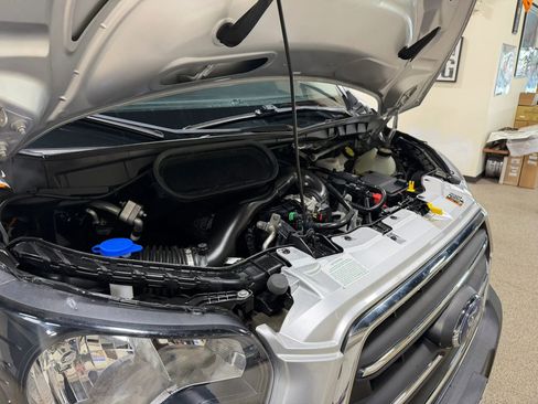 Used 2020 Ford Transit 250 Medium Roof image 54