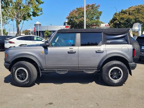 Certified 2021 Ford Bronco Badlands AWD/4WD image 4