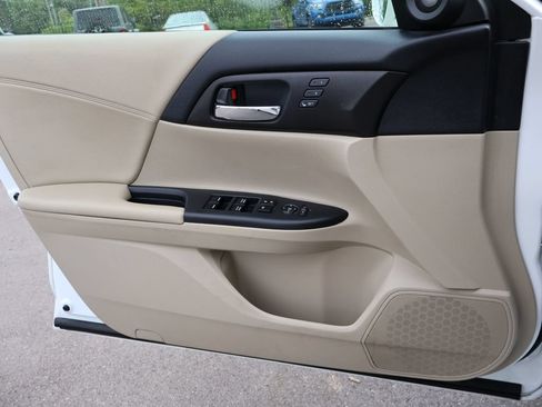 Used 2013 Honda Accord EX-L image 29