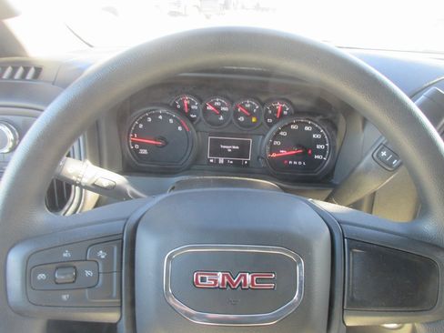 New 2026 GMC Sierra 2500 Pro image 17