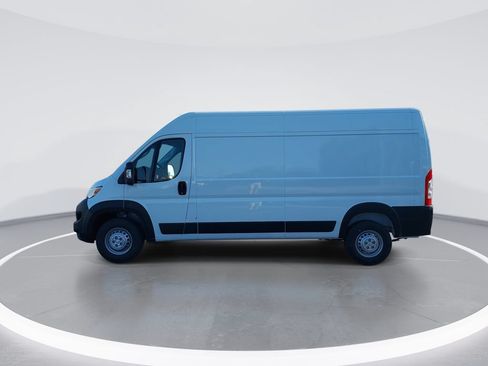 New 2026 RAM ProMaster 2500 w/ Premium Convenience Group FWD image 5