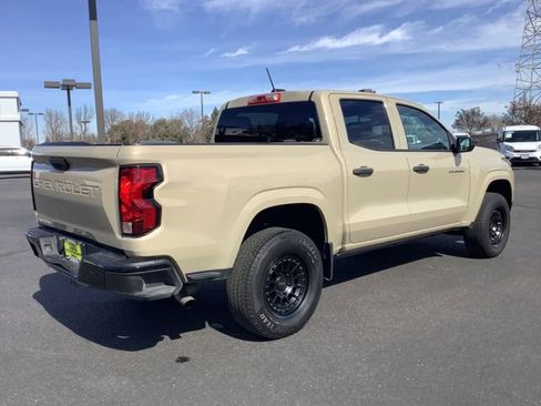Used 2024 Chevrolet Colorado W/T image 29