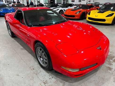 Used 2002 Chevrolet Corvette Z06 w/ Memory Pkg RWD image 25
