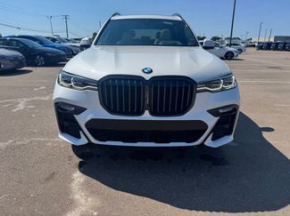 Used 2021 BMW X7 xDrive40i w/ M Sport Package AWD/4WD video 2