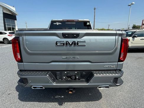 Used 2023 GMC Sierra 1500 AT4 w/ AT4 Premium Package AWD/4WD image 4