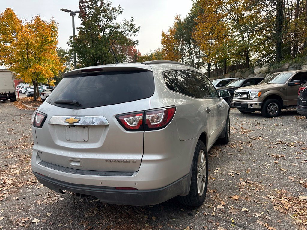 Used 2015 Chevrolet Traverse LT w/ Style and Technology Package AWD/4WD image 5