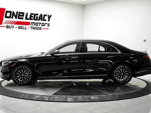 Used 2025 Mercedes-Benz S 500 4MATIC image 13