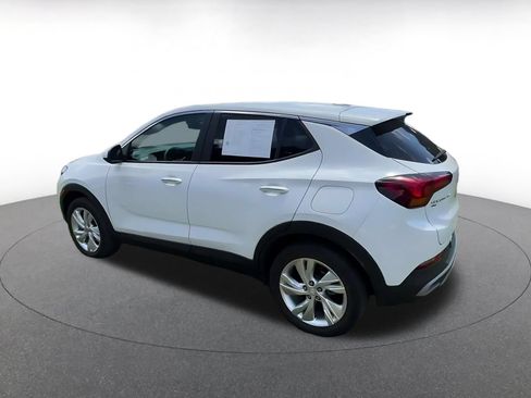 Used 2025 Buick Encore GX Preferred AWD/4WD image 10