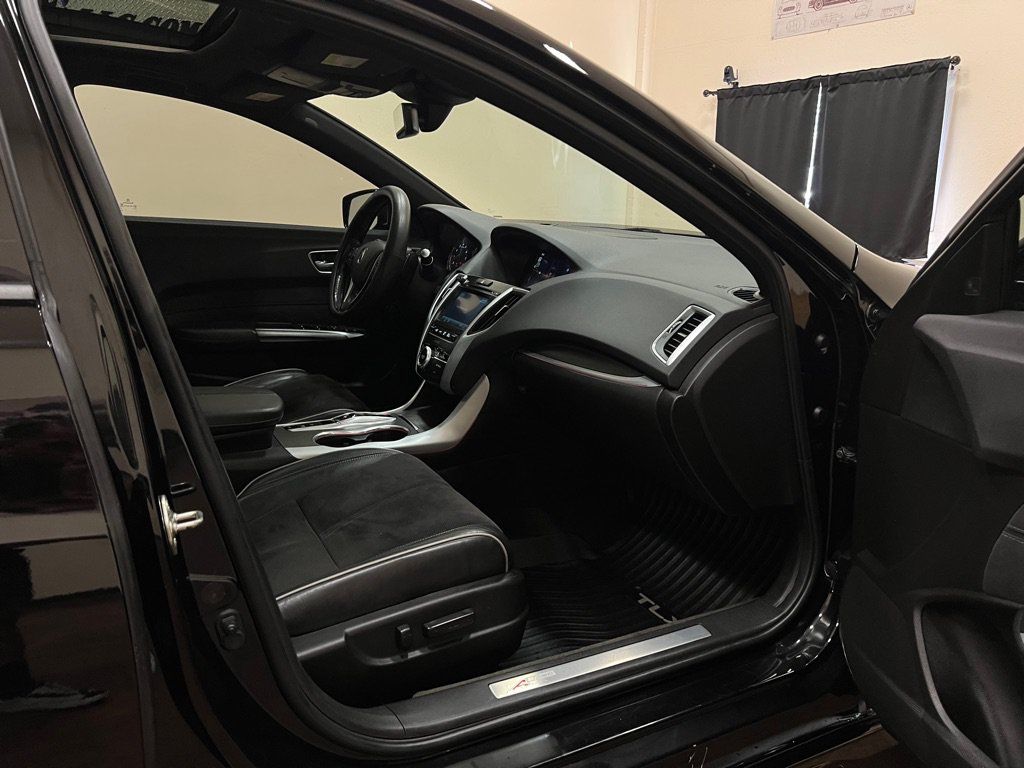 Used 2018 Acura TLX w/ Technology & A-SPEC Package AWD/4WD image 26