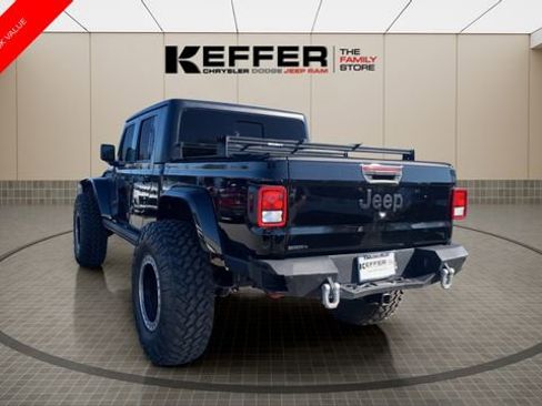 Certified 2022 Jeep Gladiator Willys image 4