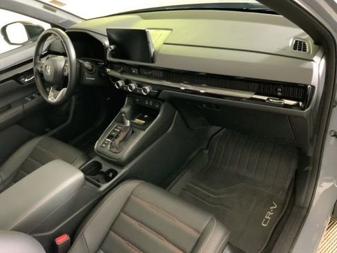 Used 2025 Honda CR-V Sport Touring image 34