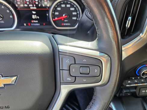 Used 2021 Chevrolet Silverado 1500 LTZ w/ LTZ Premium Package AWD/4WD image 19