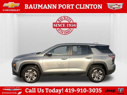 Used 2025 Chevrolet Equinox LT FWD image 9