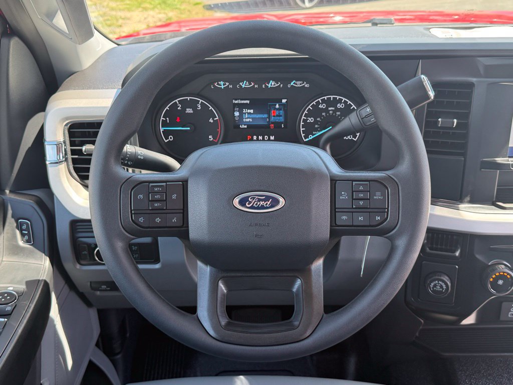 New 2025 Ford F250 XL w/ 360-Degree Camera Package RWD image 40