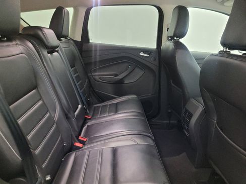 Used 2019 Ford Escape Titanium AWD/4WD image 19