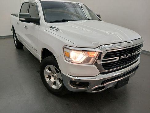 Used 2019 RAM 1500 Big Horn AWD/4WD image 17