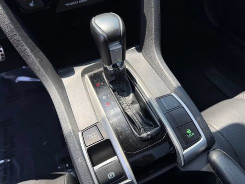 Used 2020 Honda Civic Touring image 31