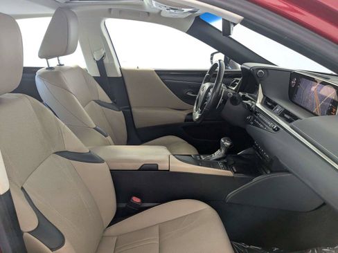 Used 2020 Lexus ES 300h w/ Accessory Package FWD image 32
