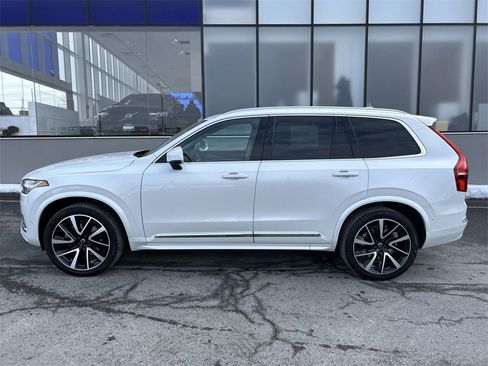 Certified 2023 Volvo XC90 B6 Plus w/ Protection Package Premier image 5