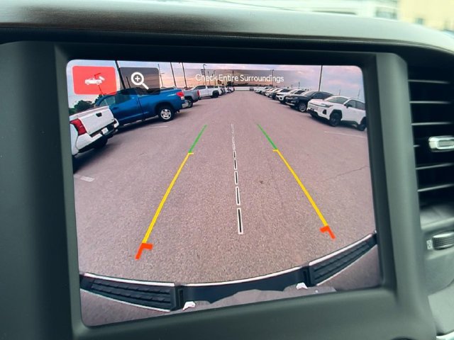 Used 2022 RAM 1500 Laramie AWD/4WD image 32