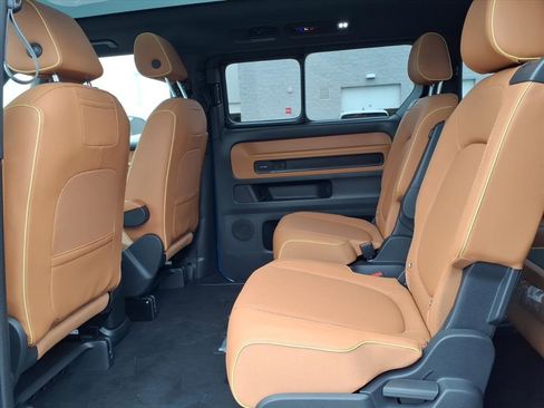 New 2025 Volkswagen ID. Buzz Pro S Plus image 14