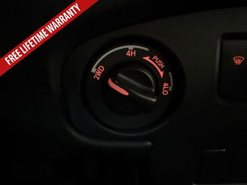 Used 2024 Nissan Frontier PRO-4X w/ Off-Road Protection Package AWD/4WD image 37