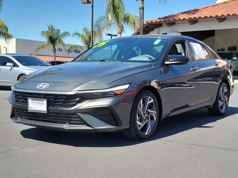 Certified 2025 Hyundai Elantra Sport FWD image 5