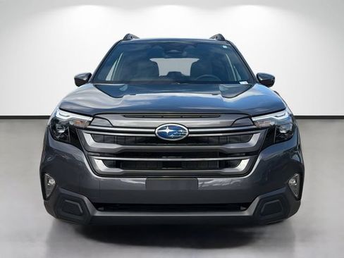 Used 2026 Subaru Forester Premium AWD/4WD image 8