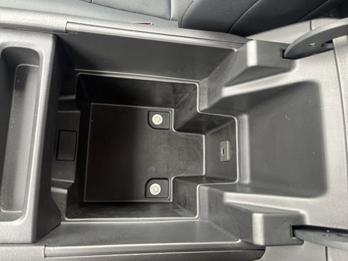 Used 2025 Chevrolet Silverado EV W/T image 31