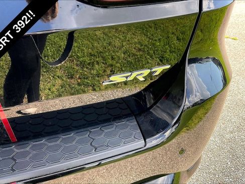 Used 2021 Dodge Durango SRT w/ Technology Group AWD/4WD image 14