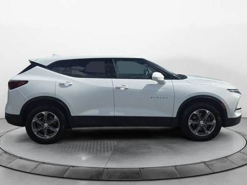 Used 2023 Chevrolet Blazer LT AWD/4WD image 6