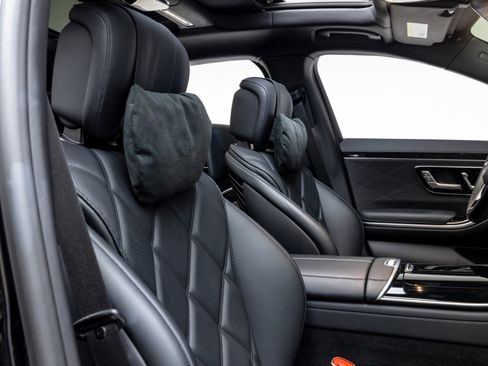 Used 2024 Mercedes-Benz Maybach S 680 4MATIC image 75