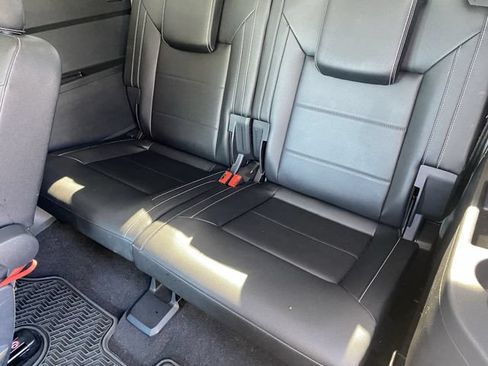 Used 2021 Volkswagen Atlas SEL FWD image 19